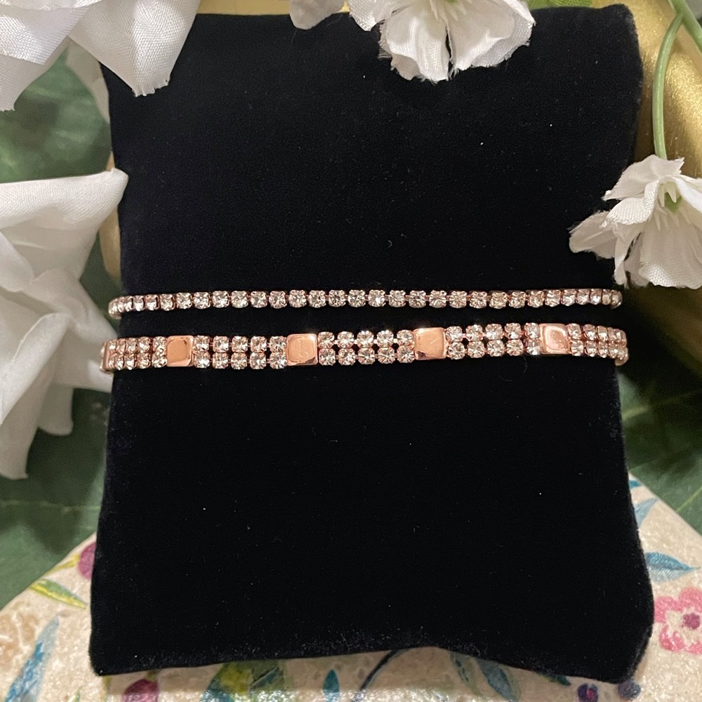 💎 Set of Two Rose Gold Crystal Bracelets - Picture 4 of 8